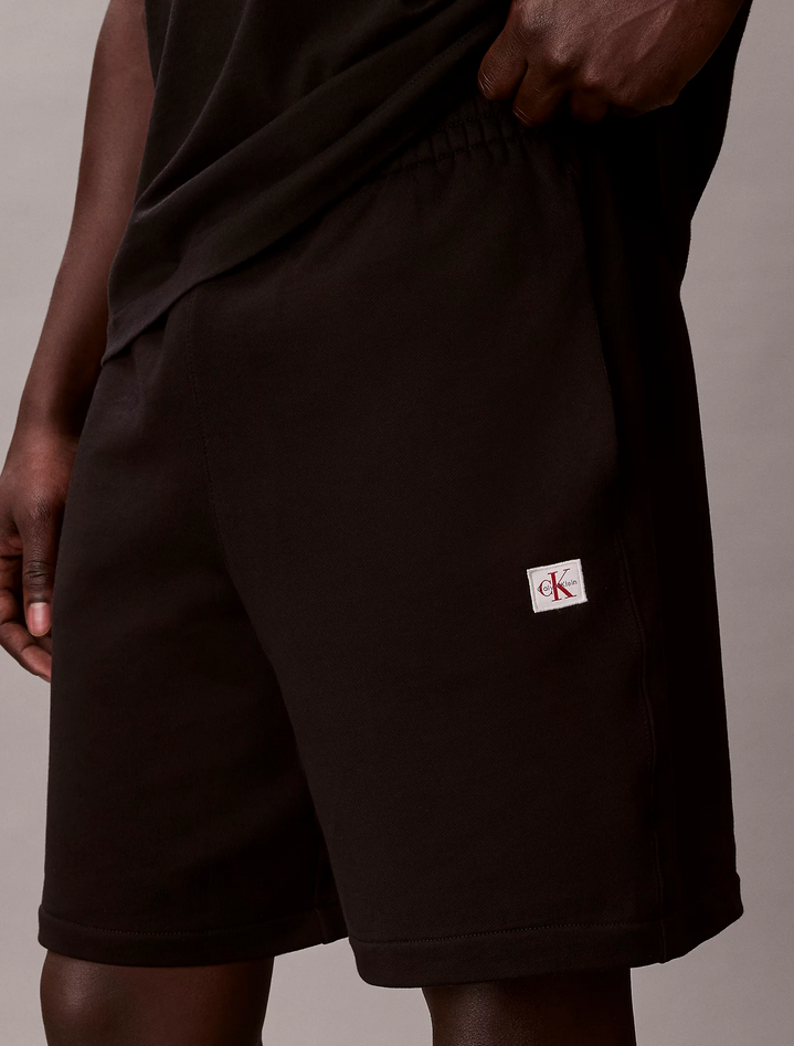 shorts man black