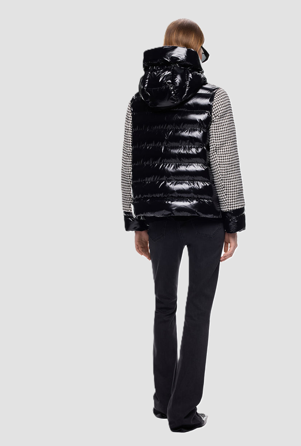 padded white-black