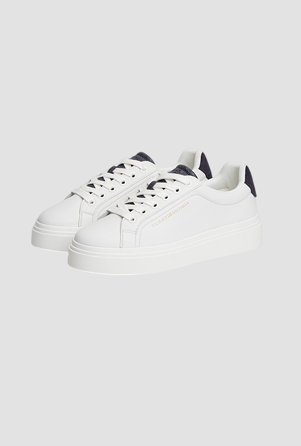 leather shoes with white woman blue insert