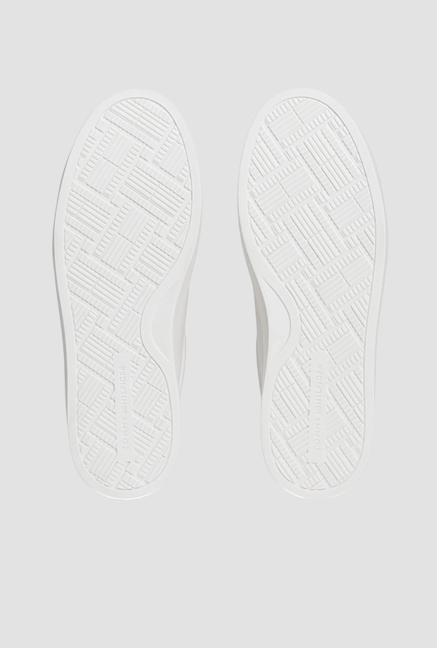 leather shoes with white woman blue insert
