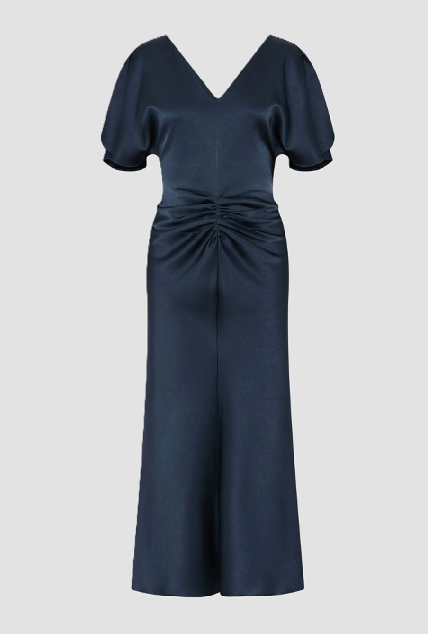 Satin Kleid helle Frau blaue Nacht