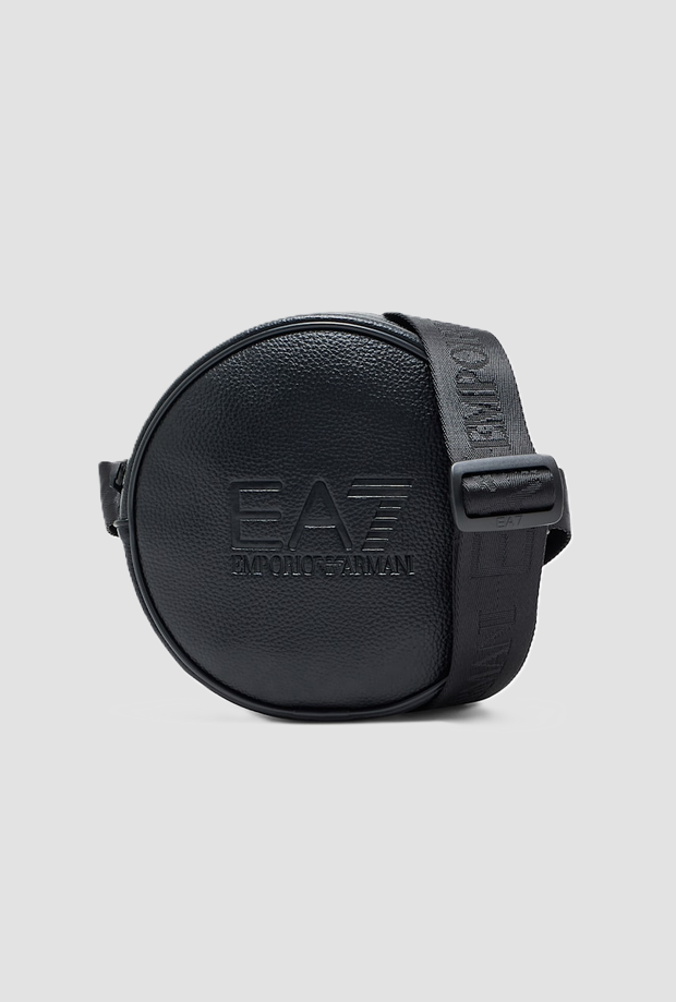 bolsa redonda con logo en relieve negro