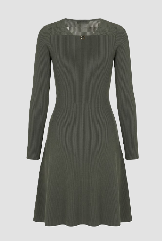 vestido de punto con mujer verde gota cuello