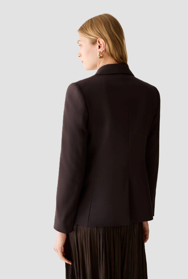 veste à un bouton tête de femme de mûre