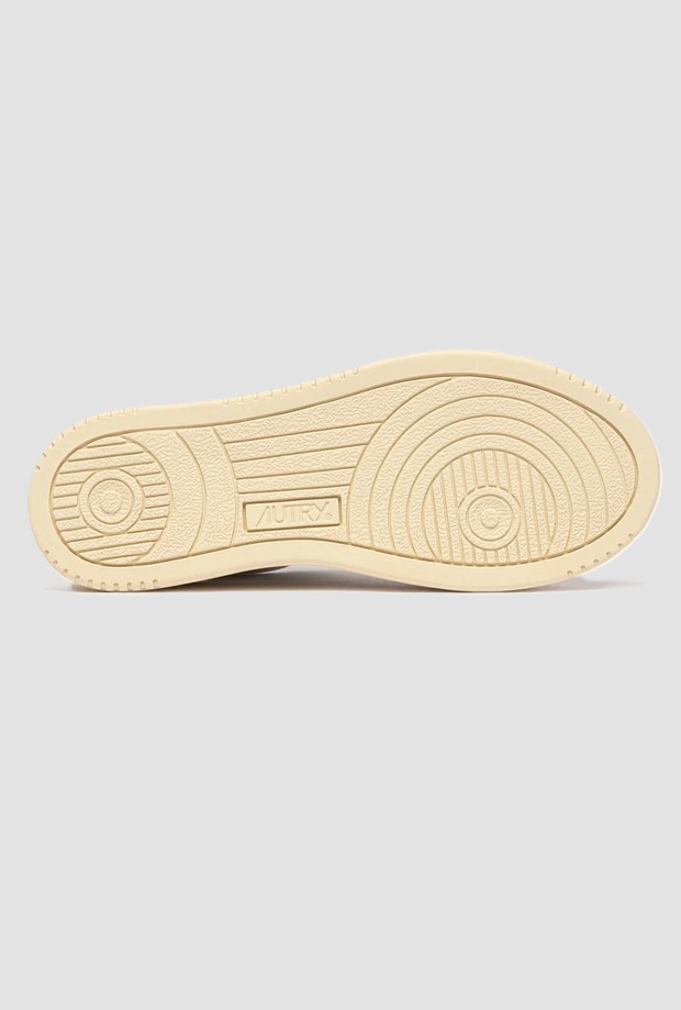 white-beige midlist shoes
