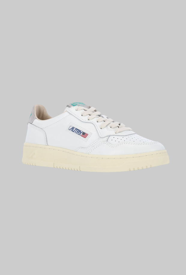 low medalist shoes for men white-gray