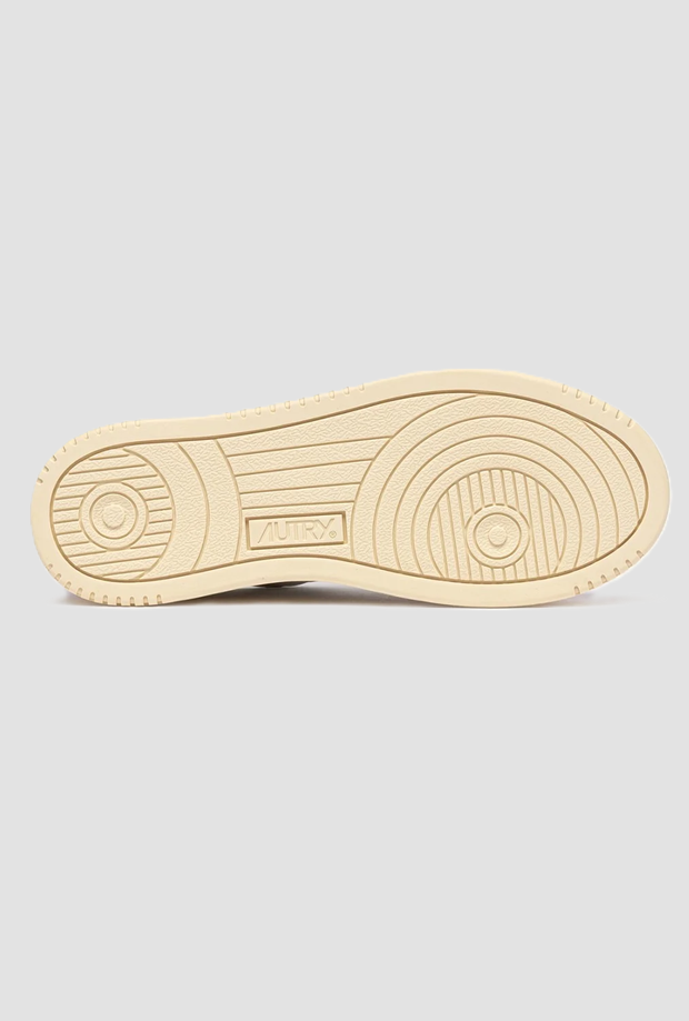 white-beige mediumlist shoes