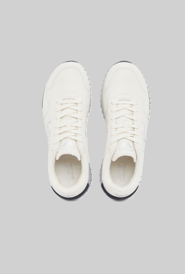 Zapatos para hombre blanco