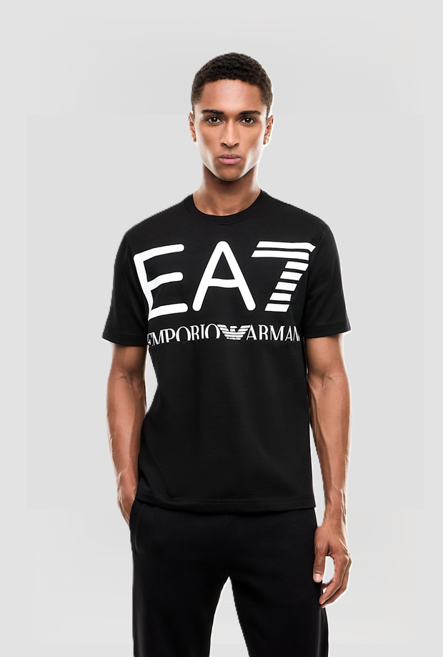 camiseta con logo delantero negro hombre
