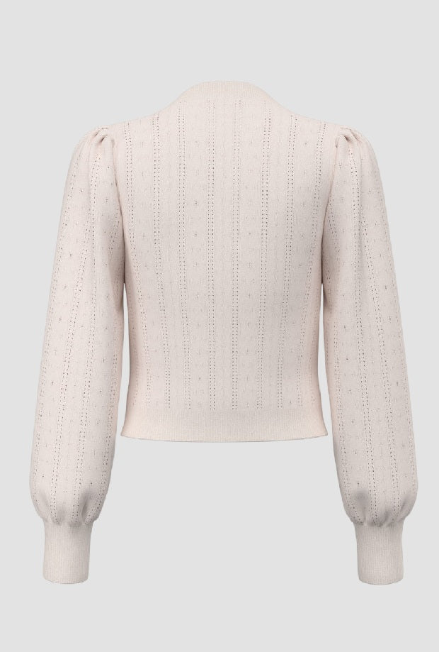 knit woman cream