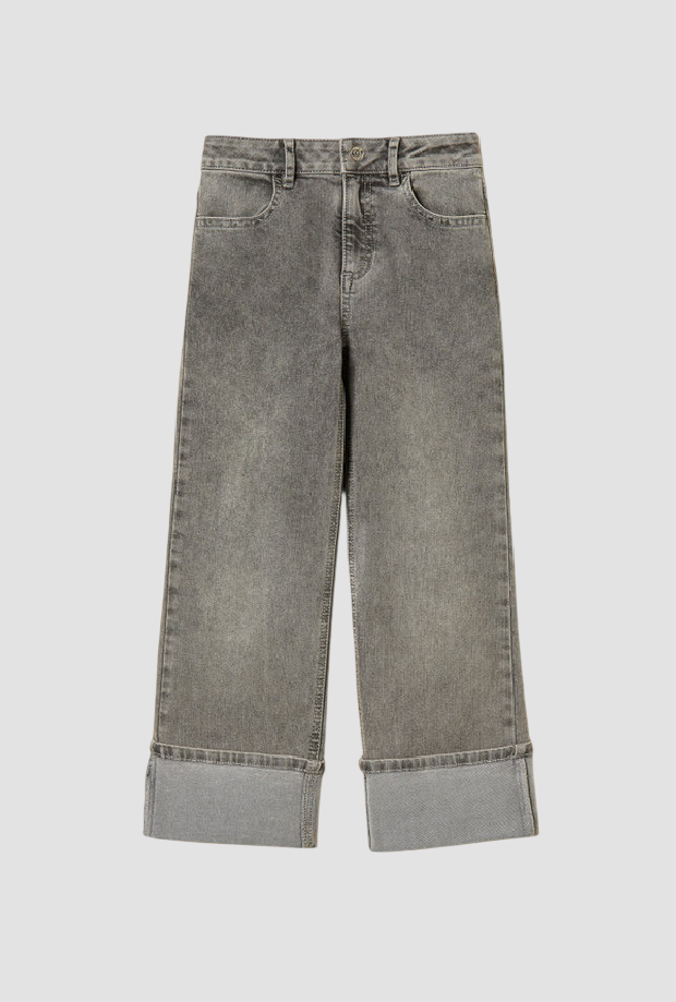 jeans con bebé denim gris retorcido
