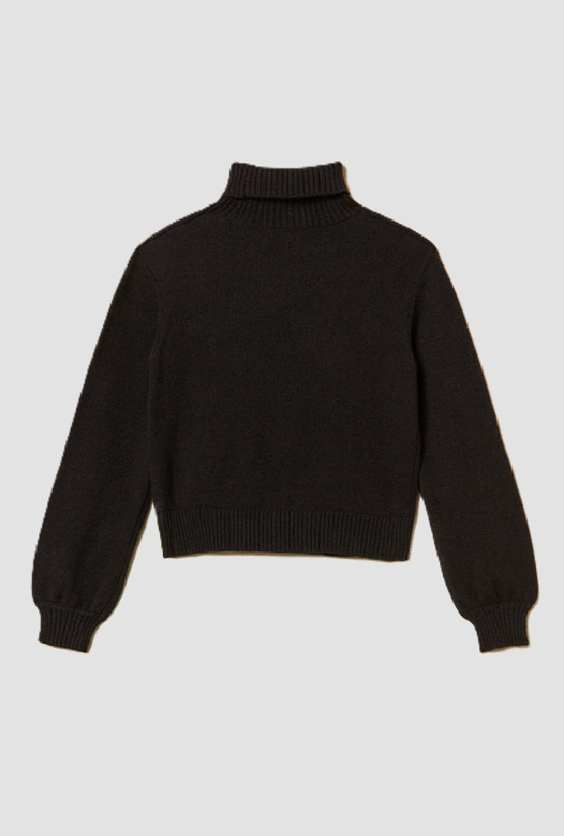 Lupet knit with black baby heart