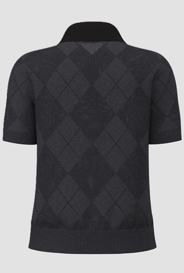 polo de mujer negra de tres botones