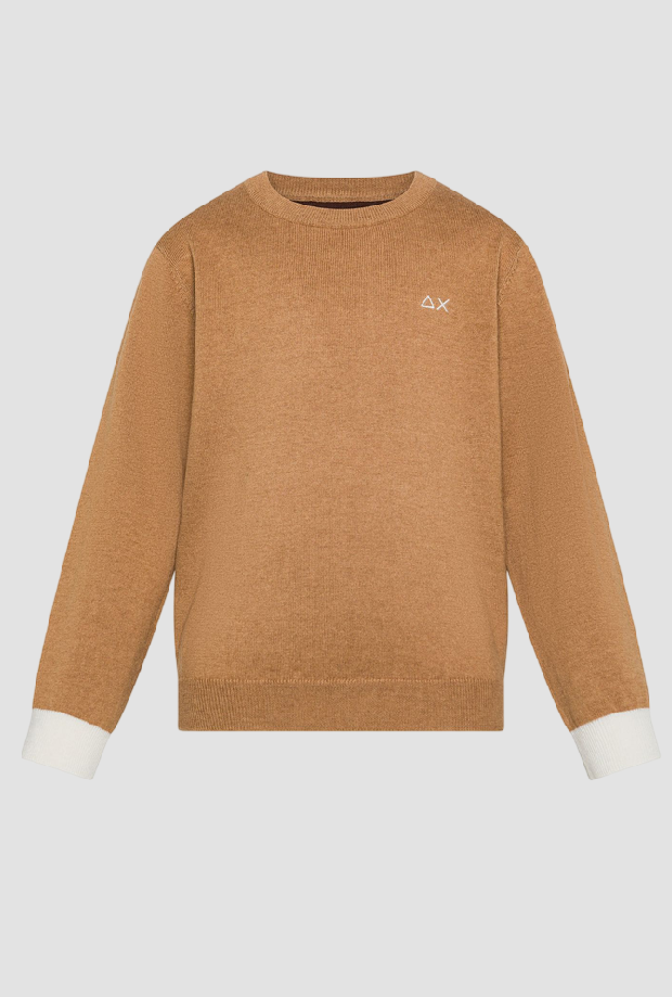 maglia girocollo da bambino cammello