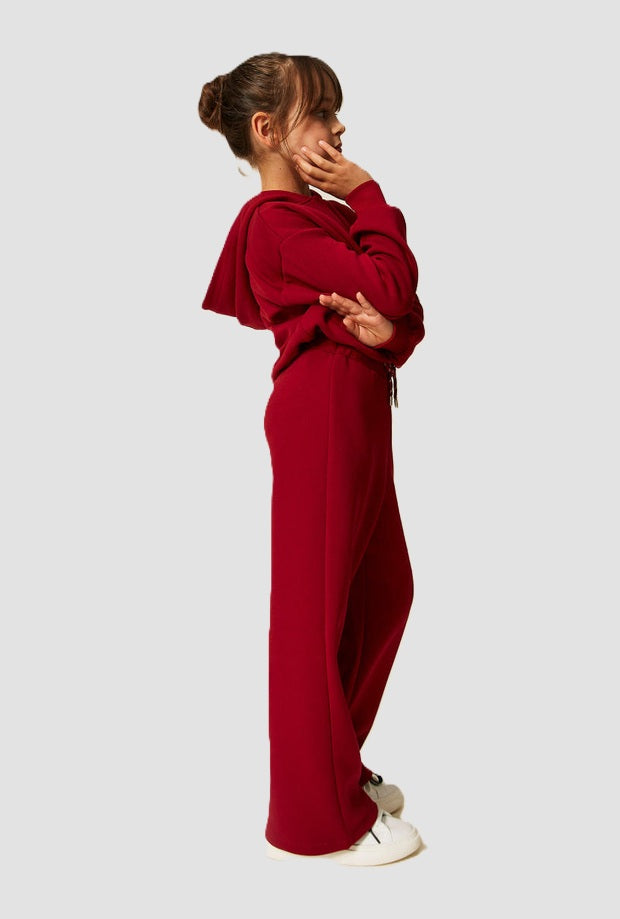 sudadera y pantalones de bebé rojo