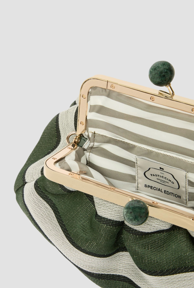 bolsa de pasta de mujer verde de rayas media