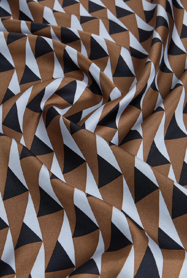 foulard in seta con stampa geometrica donna marrone-celeste
