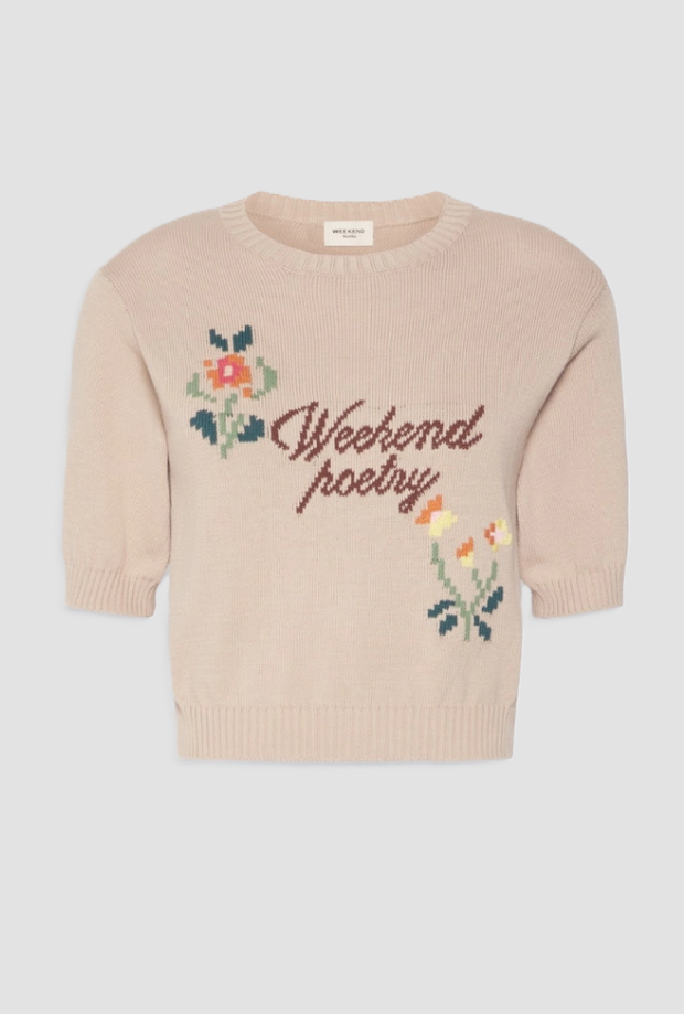 mesh in yarn with embroidery woman sand