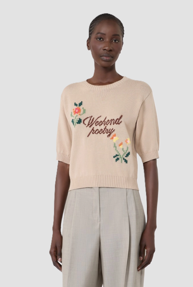 mesh in yarn with embroidery woman sand