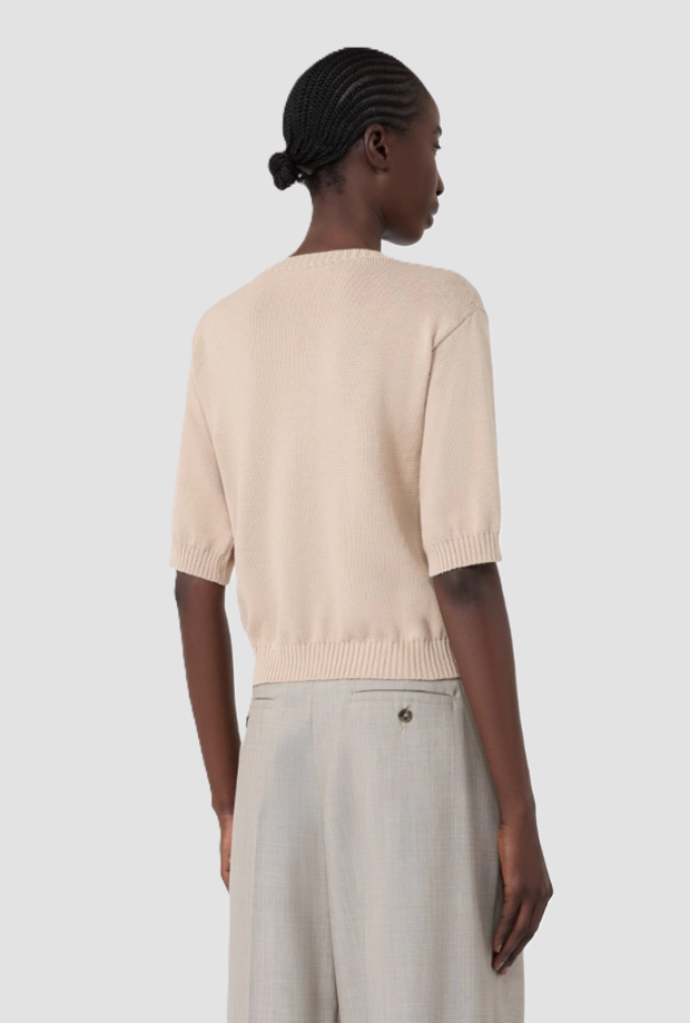mesh in yarn with embroidery woman sand