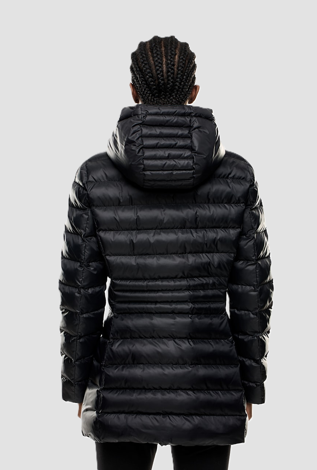 Veste matelassée avec capuche noire pour femme