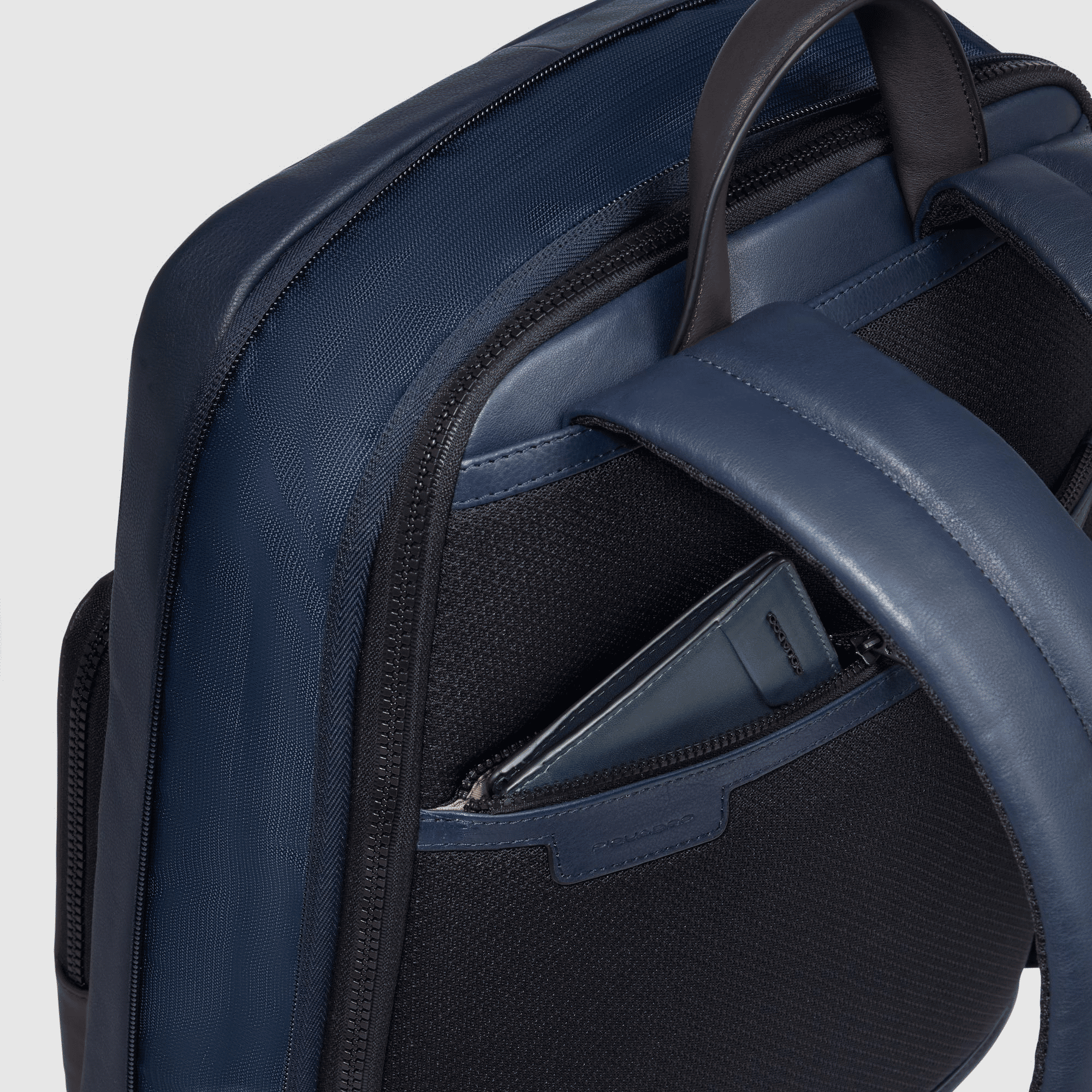 Slim Men's backpack Piquadro ca6311ap-vetm Multicolor
