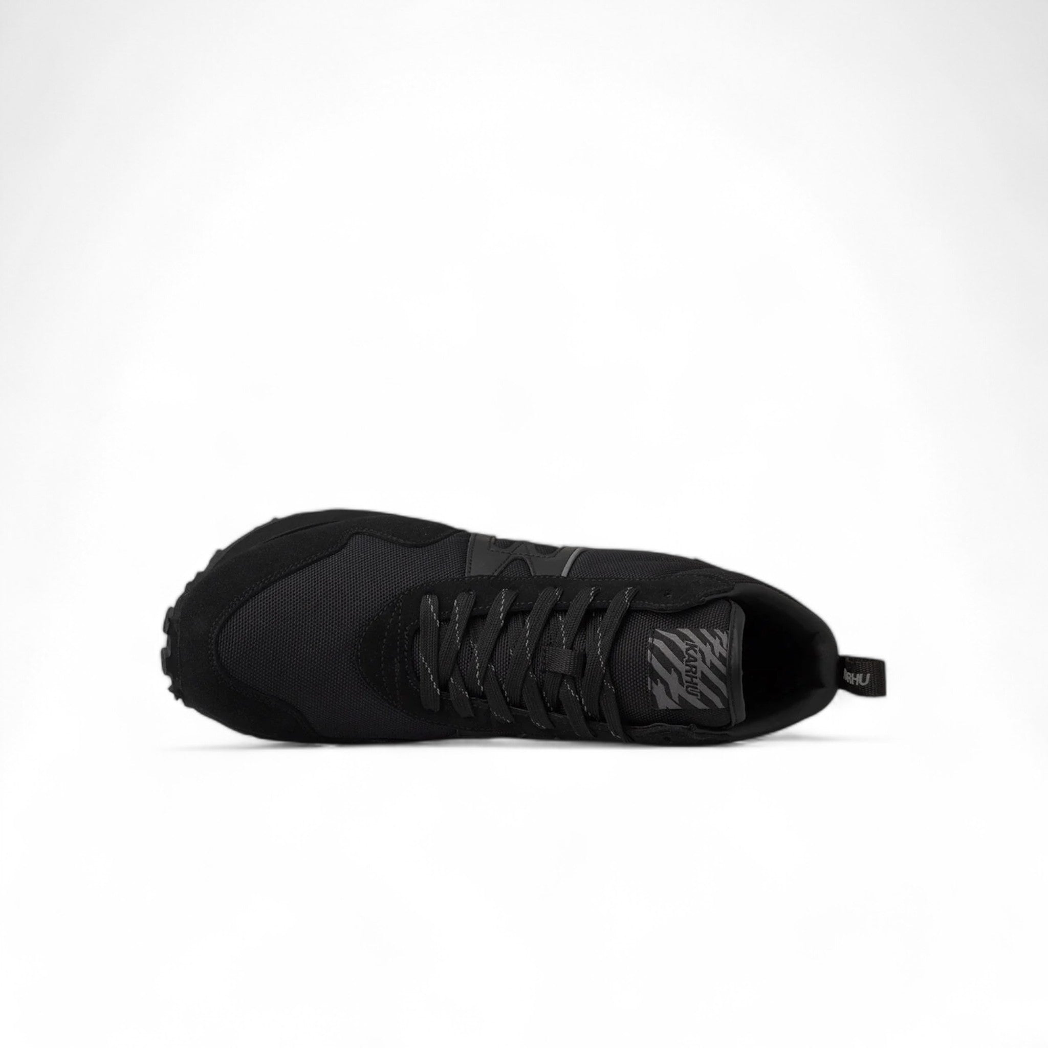 zapatos Karhu m-runner - caviar/caviar