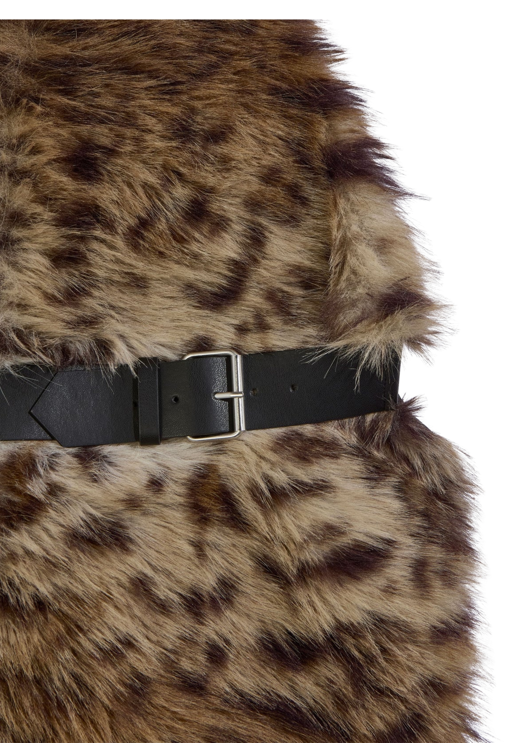 neck solenge Liviana Conti