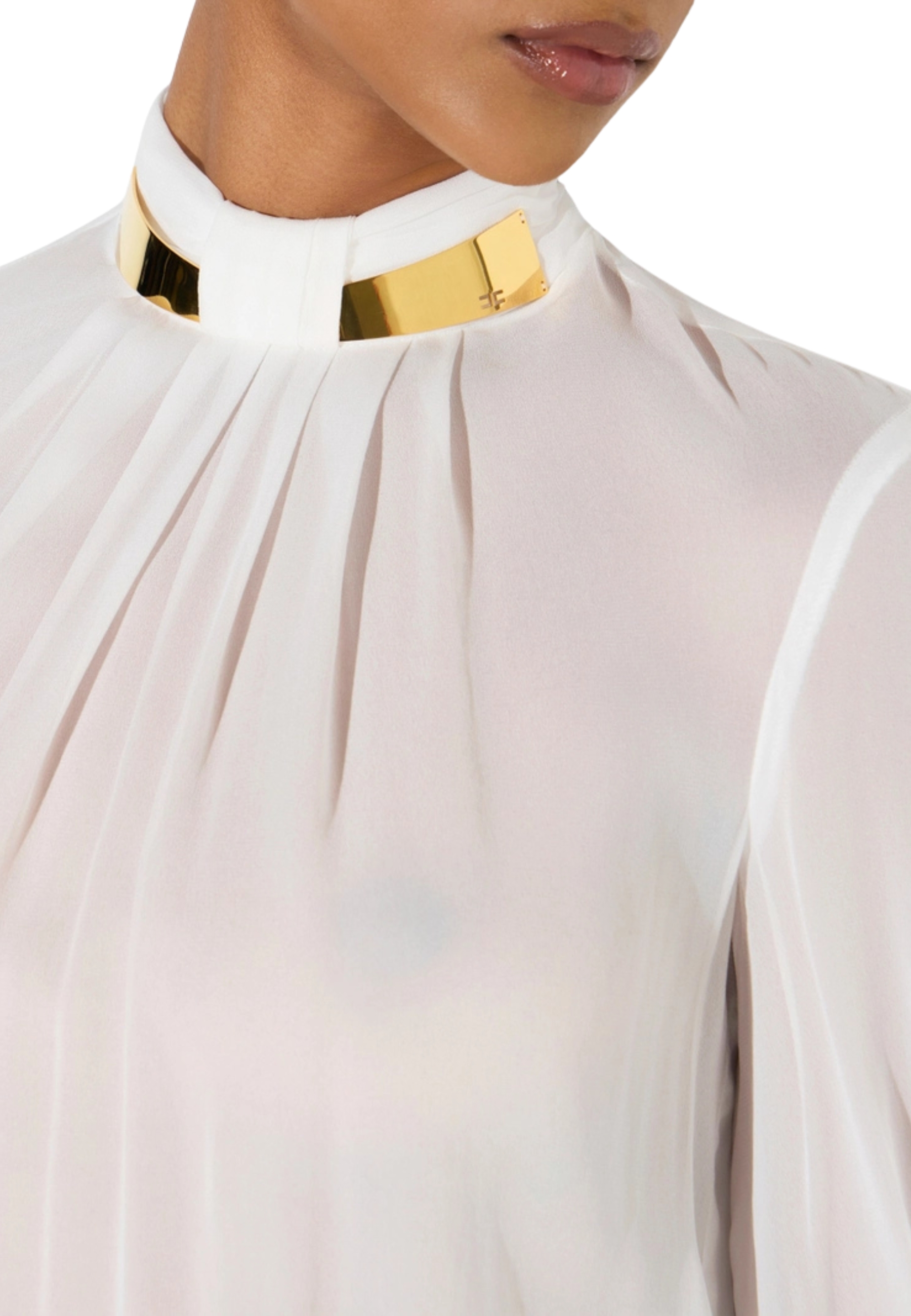 corps en géorgette Elisabetta Franchi avec cou de bijou