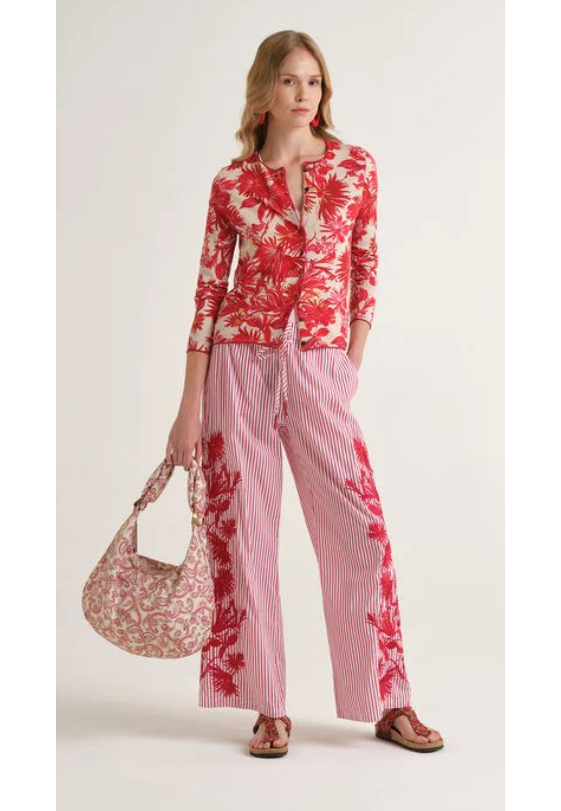 Pantalons rayés pour femmes Maliparmi avec broderie