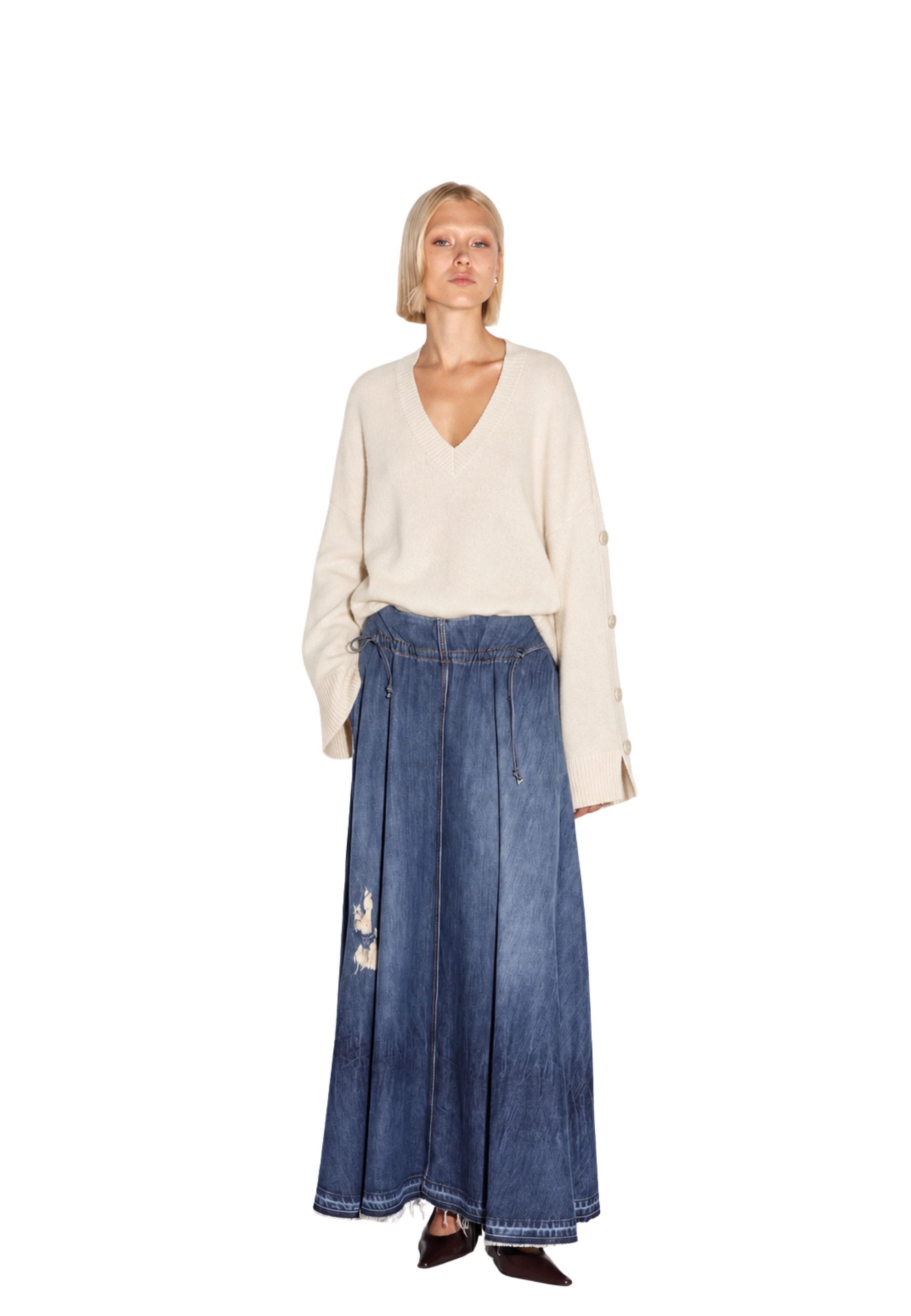 Tirador bordado V-neck Akep