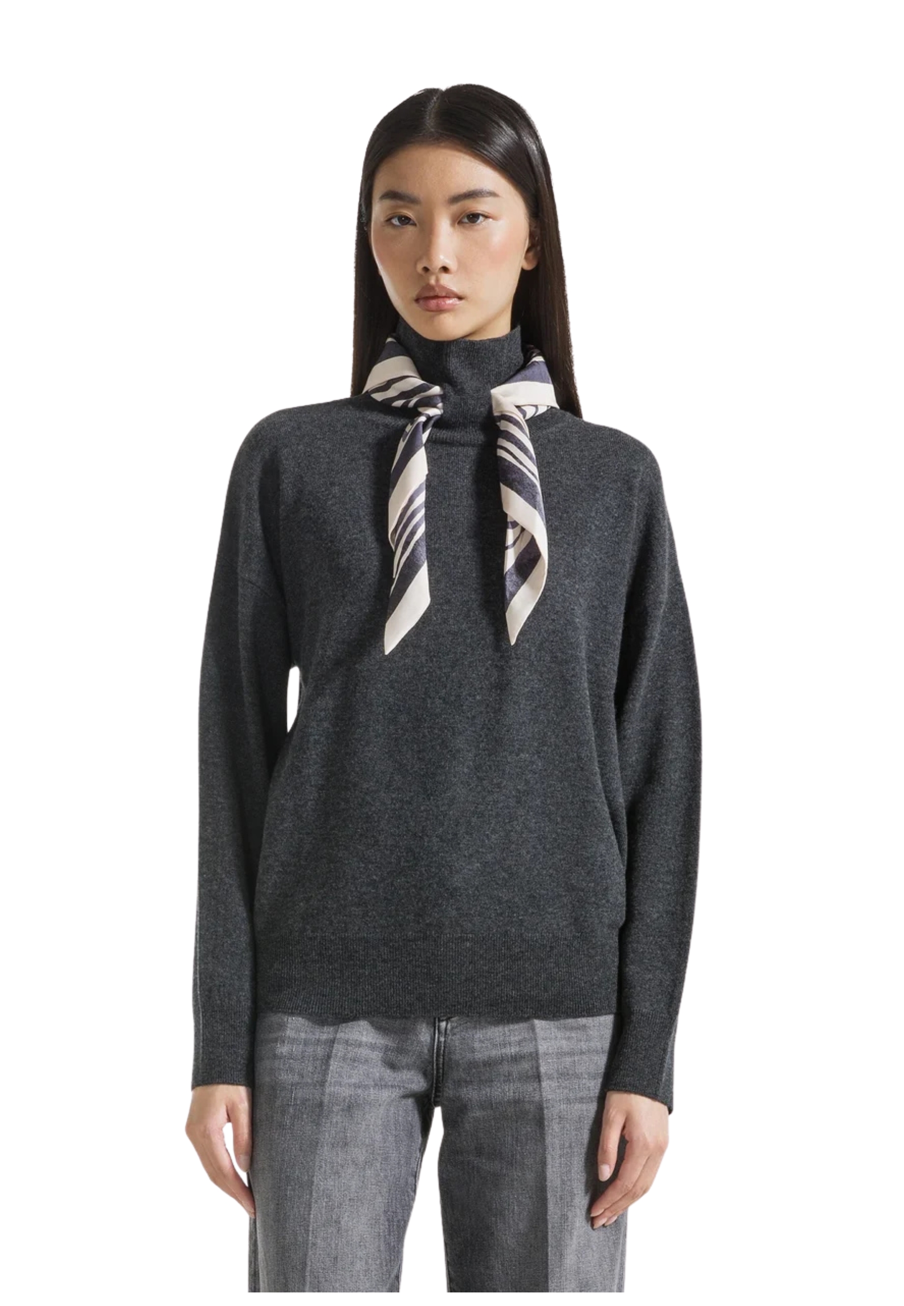 T-shirt in turtleneck Seventy with scarves