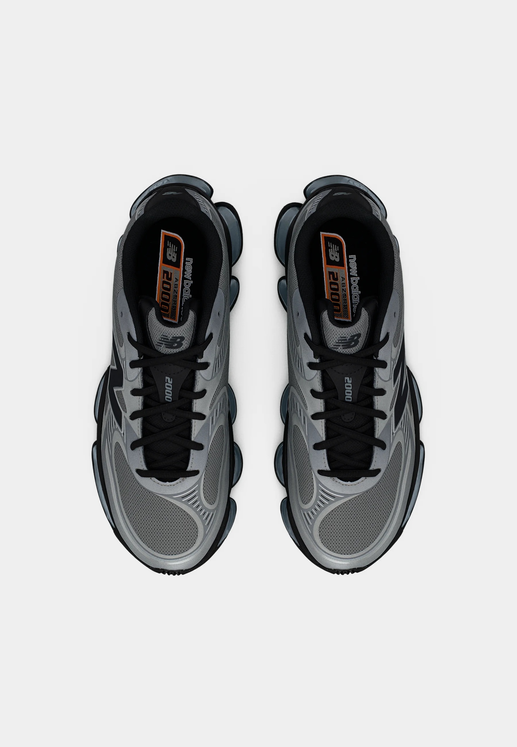 Zapatillas de hombres New Balance abzorb 2000 gris plata