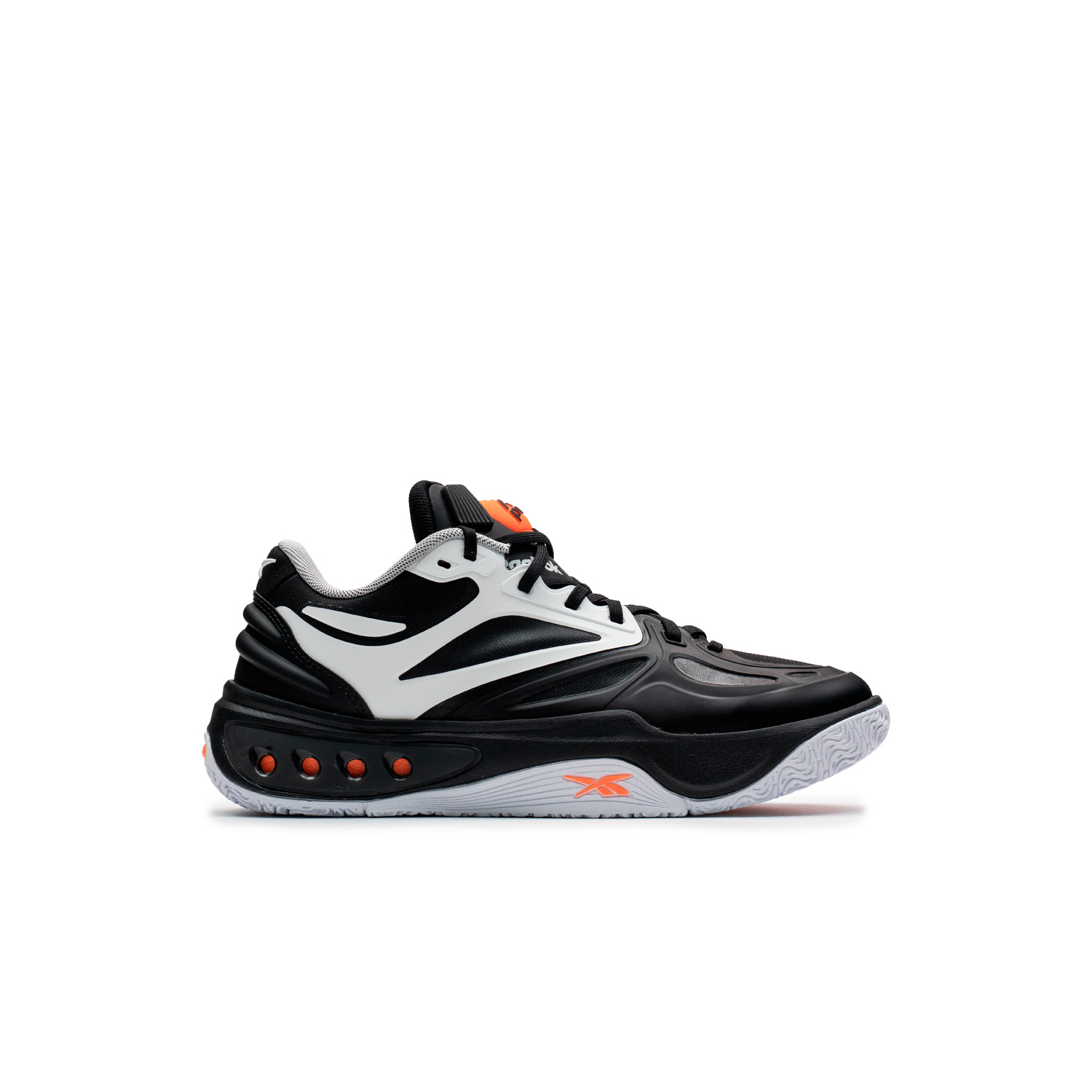 Men's sneakers Reebok Engine A Pump